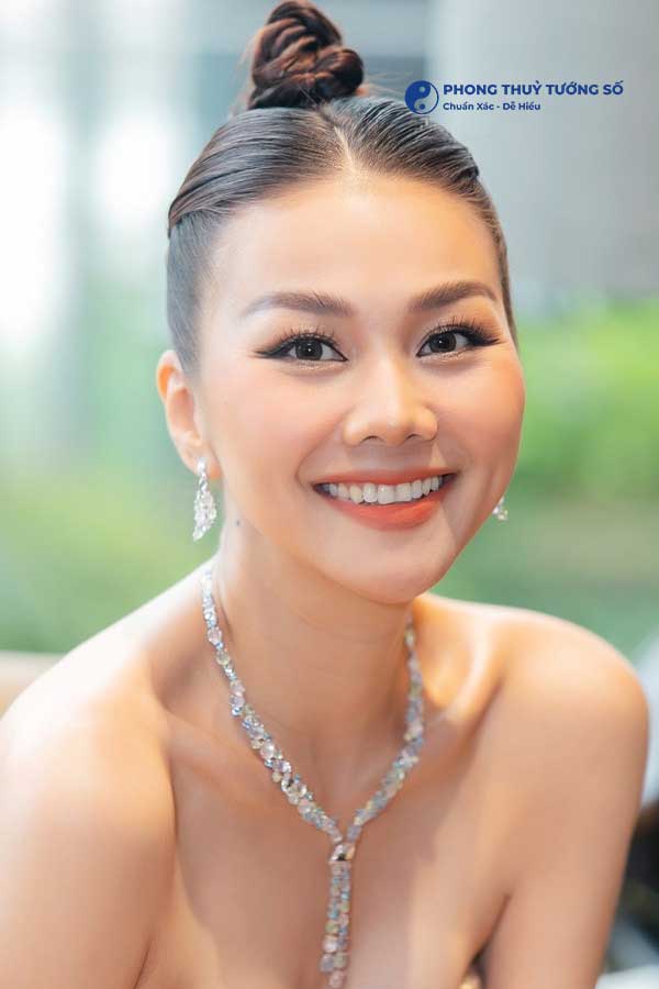 Siêu mũi Thanh Hằng sở hữu tướng mũi sư tử